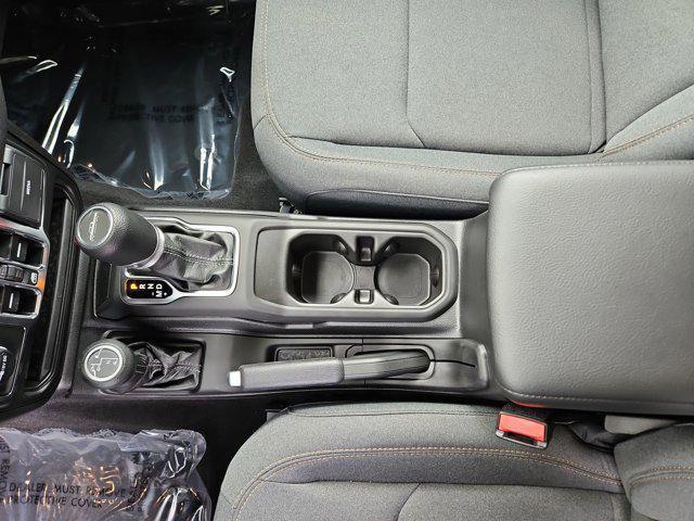 Photo of 2025 Black Clearcoat Jeep Gladiator
