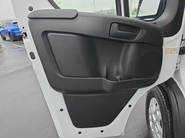 Photo of 2025 Bright White Clearcoat RAM ProMaster 2500