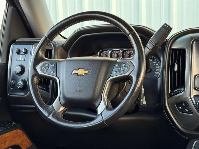 Photo of 2018 Iridescent Pearl Tricoat Chevrolet Silverado 1500