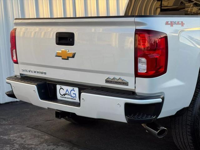 Photo of 2018 Iridescent Pearl Tricoat Chevrolet Silverado 1500