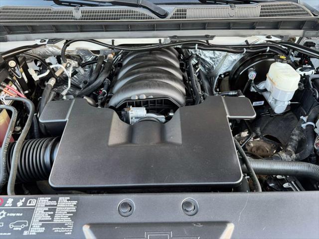 Photo of 2018 Iridescent Pearl Tricoat Chevrolet Silverado 1500