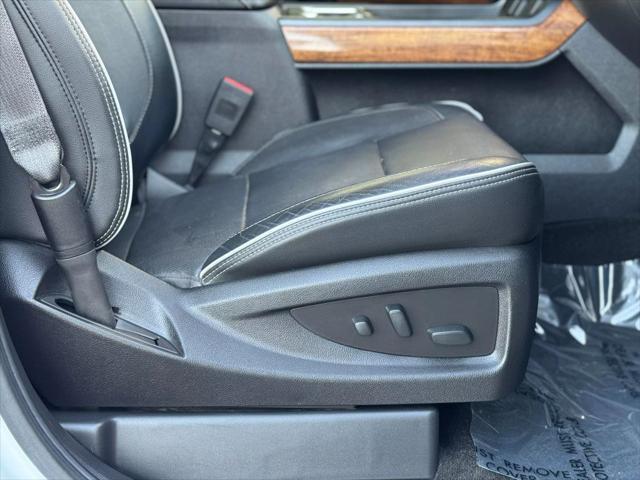 Photo of 2018 Iridescent Pearl Tricoat Chevrolet Silverado 1500