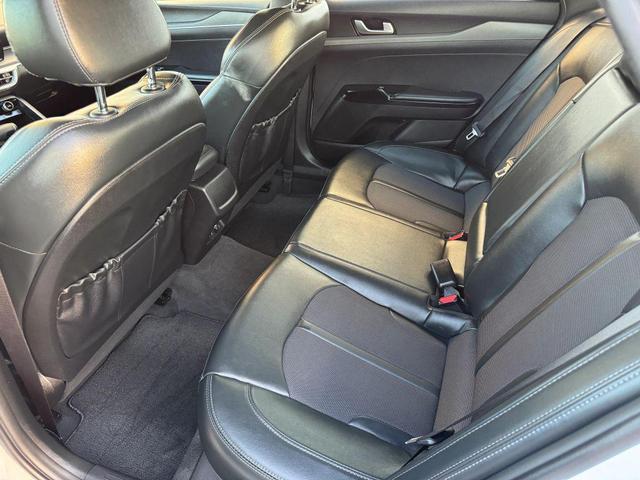Photo of 2022 Glacial White Pearl Kia K5