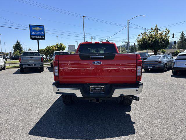 Photo of 2022 Race Red Ford F-350