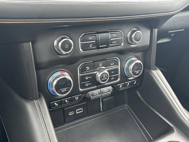 Photo of 2023 Onyx Black GMC Yukon