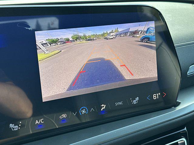 Photo of 2025 Mosaic Black Metallic Chevrolet Traverse