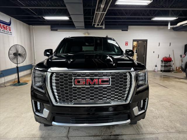 Photo of 2024 Onyx Black GMC Yukon XL