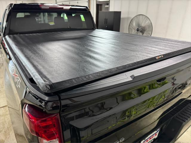 Photo of 2022 Black Chevrolet Silverado 1500