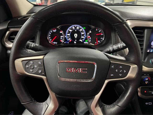Photo of 2020 White Frost Tricoat GMC Acadia