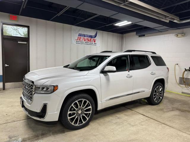 Photo of 2020 White Frost Tricoat GMC Acadia