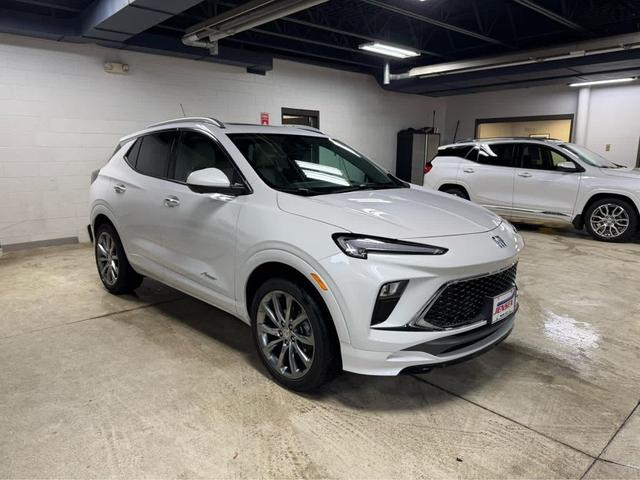 Photo of 2024 White Frost Tricoat Buick Encore GX