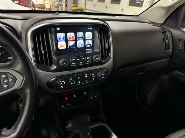 Photo of 2018 Summit White Chevrolet Colorado