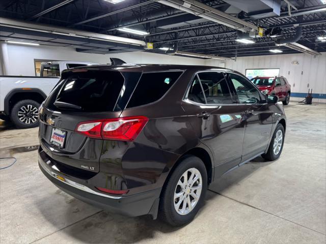Photo of 2020 Chocolate Metallic Chevrolet Equinox