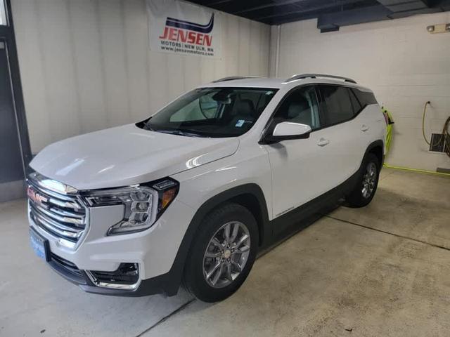 Photo of 2024 White Frost Tricoat GMC Terrain