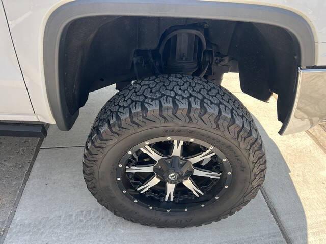 Photo of 2016 Summit White GMC Sierra 1500