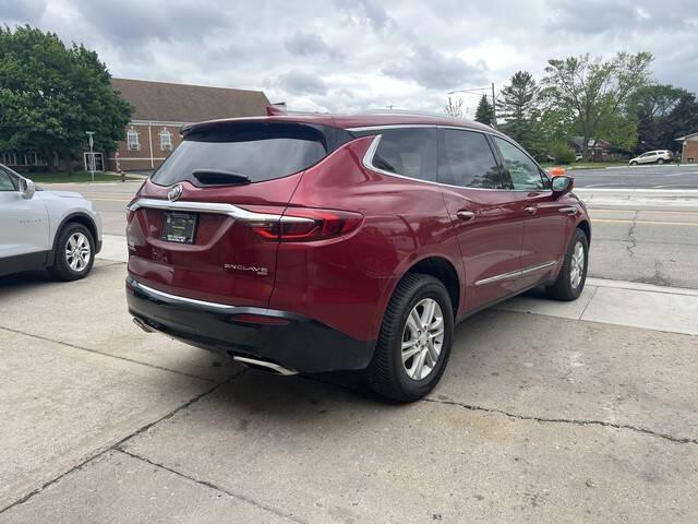 Photo of 2018 MROON Buick Enclave