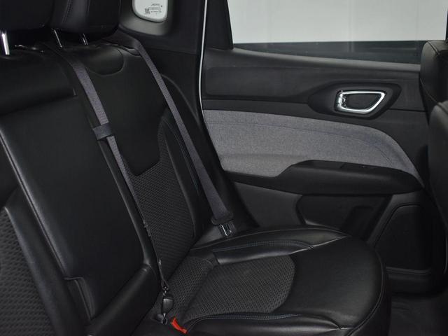 Photo of 2023 Bright White Clearcoat Jeep Compass
