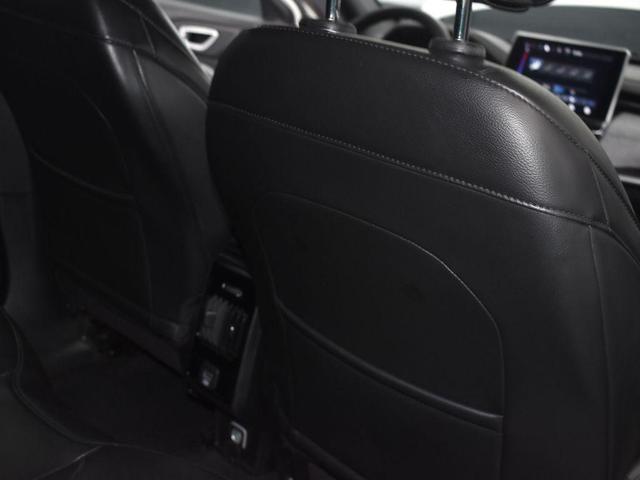 Photo of 2023 Bright White Clearcoat Jeep Compass