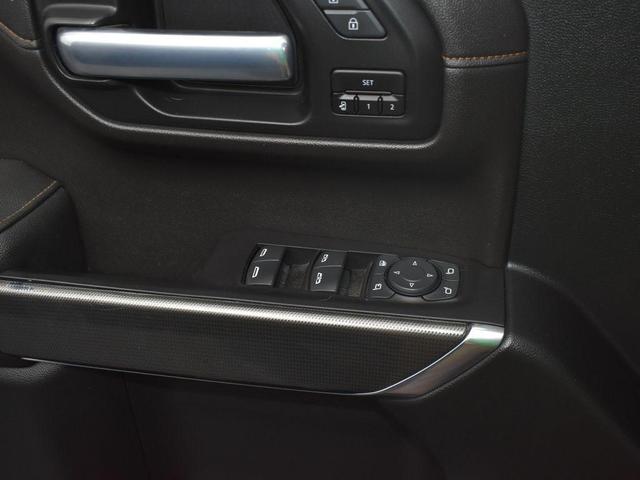 Photo of 2020 Pacific Blue Metallic GMC Sierra 1500