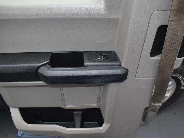 Photo of 2017 Blue Jeans Metallic Ford F-150