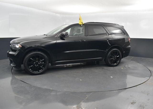 Photo of 2017 DB Black Crystal Clearcoat Dodge Durango