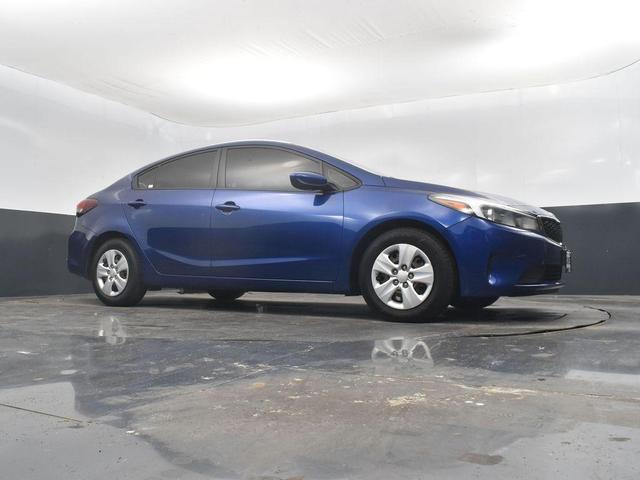 Photo of 2018 Deep Sea Blue Kia Forte
