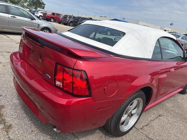 Photo of 2002 Torch Red Clearcoat Ford Mustang