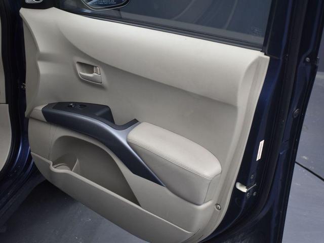 Photo of 2007 Deep Blue Metallic Mitsubishi Outlander