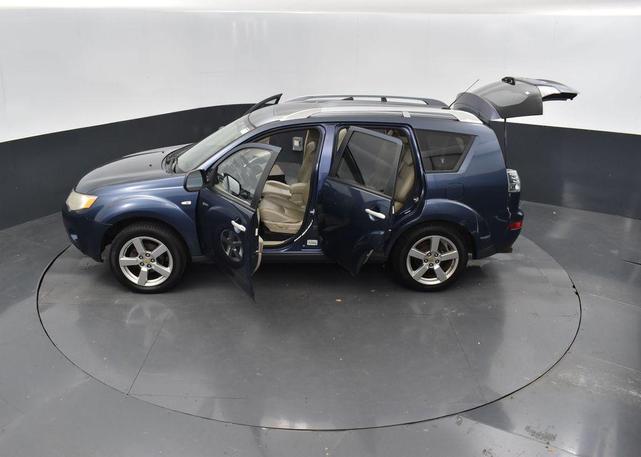 Photo of 2007 Deep Blue Metallic Mitsubishi Outlander