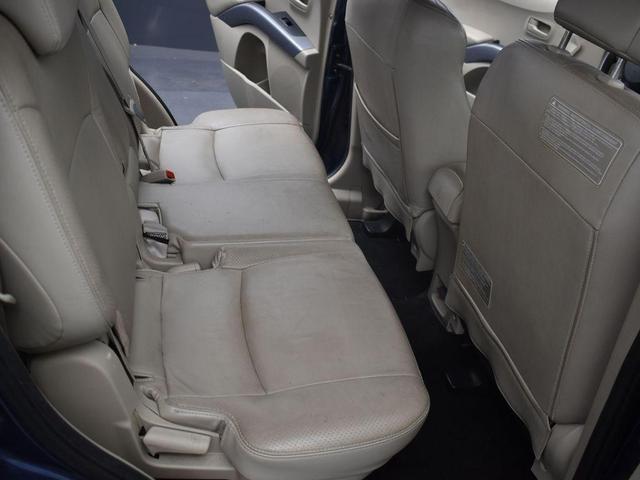 Photo of 2007 Deep Blue Metallic Mitsubishi Outlander
