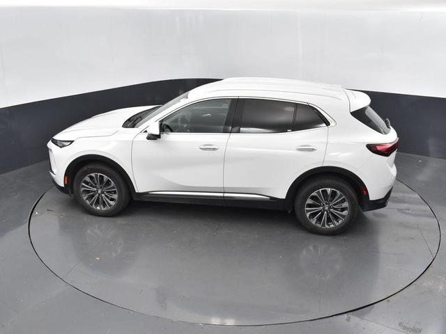 Photo of 2024 Summit White Buick Envision