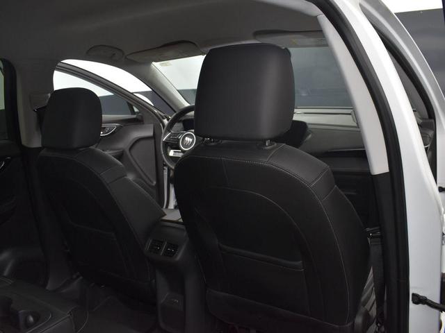 Photo of 2024 Summit White Buick Envision