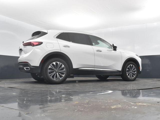 Photo of 2024 Summit White Buick Envision