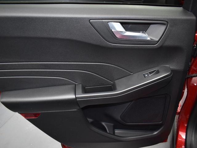 Photo of 2025 Rapid Red Metallic Tinted Clearcoat Ford Escape