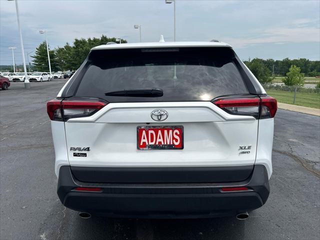 Photo of 2023 Ice Cap Toyota RAV4