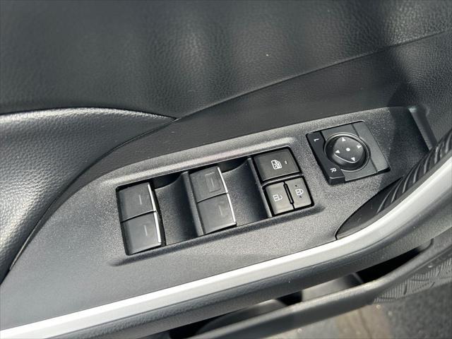 Photo of 2023 Ice Cap Toyota RAV4