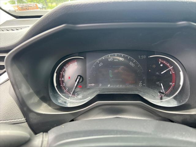 Photo of 2023 Ice Cap Toyota RAV4