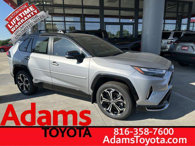 Photo of 2025 Silver Sky Metalli Toyota RAV4 Hybrid