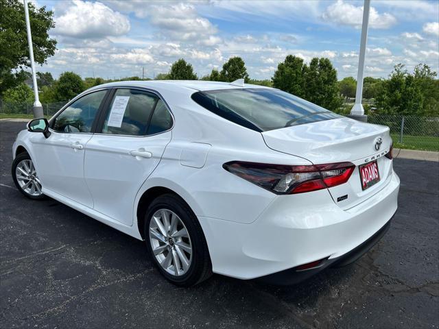 Photo of 2023 Ice Cap Toyota Camry