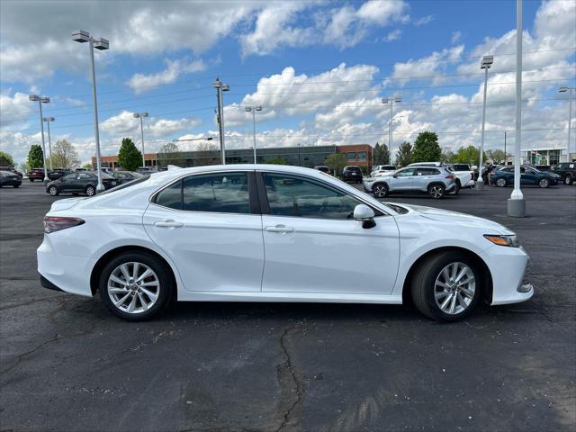 Photo of 2023 Ice Cap Toyota Camry