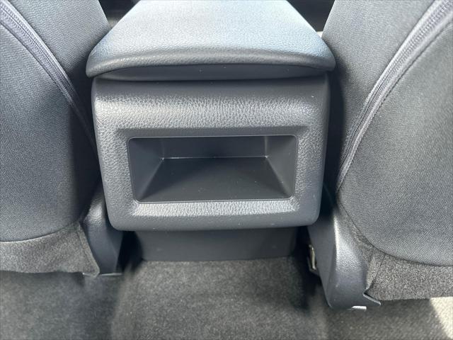 Photo of 2023 Ice Cap Toyota Camry