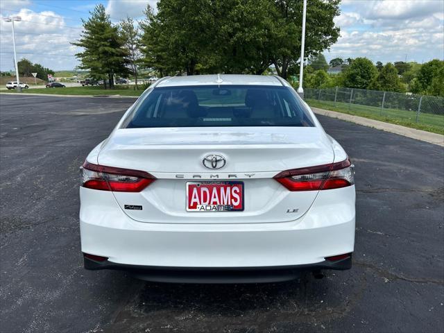 Photo of 2023 Ice Cap Toyota Camry