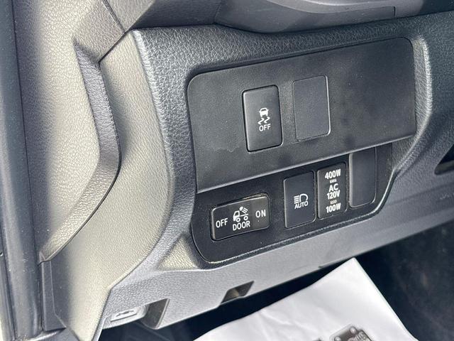 Photo of 2023 Ice Cap Toyota Tacoma