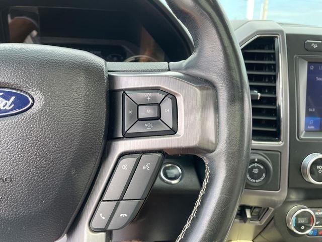 Photo of 2020 Agate Black Ford Expedition Max