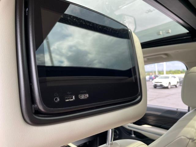 Photo of 2020 Agate Black Ford Expedition Max
