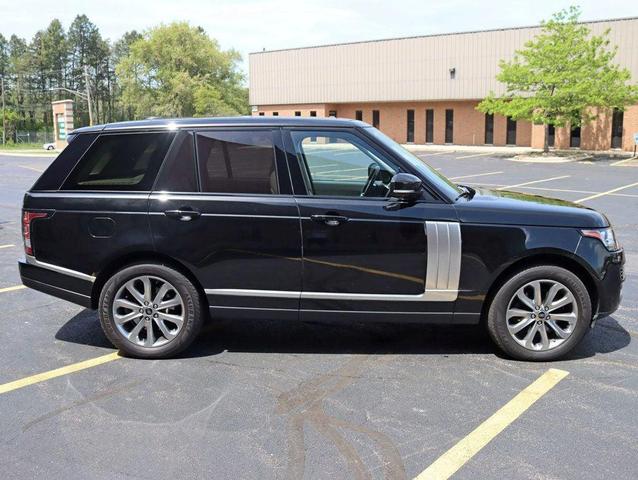 Photo of 2014 Santorini Black Metallic Land Rover Range Rover