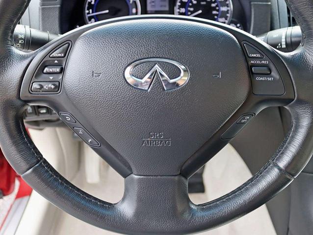 Photo of 2015 Venetian Ruby INFINITI Q60