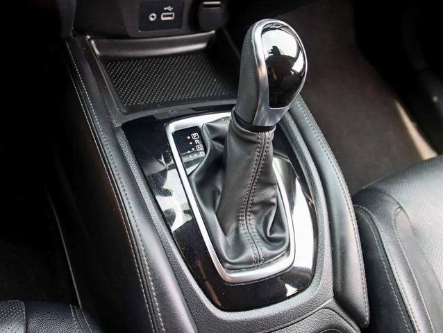 Photo of 2018 Caspian Blue Nissan Rogue