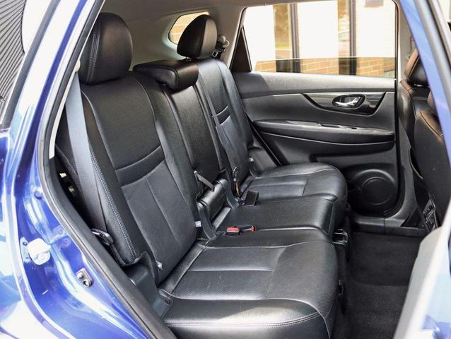 Photo of 2018 Caspian Blue Nissan Rogue