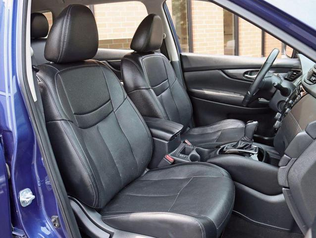 Photo of 2018 Caspian Blue Nissan Rogue
